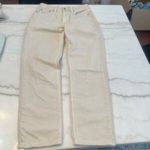 American Eagle Mom Straight Jean Size 2 Cream White Jeans
